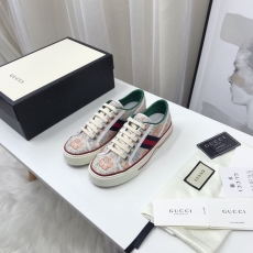 Gucci Casual Shoes